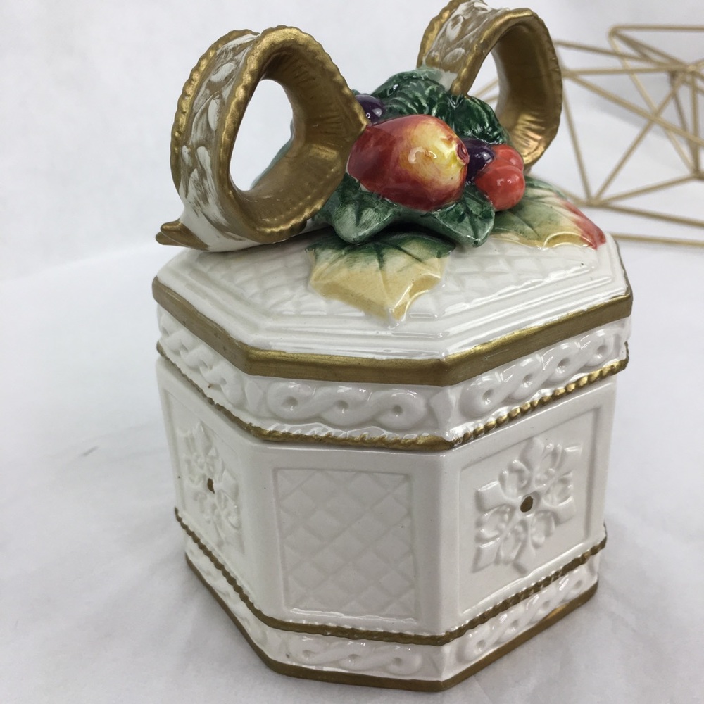 Fitz & Floyd Snowy Woods Candy Dish Trinket Box With Lid